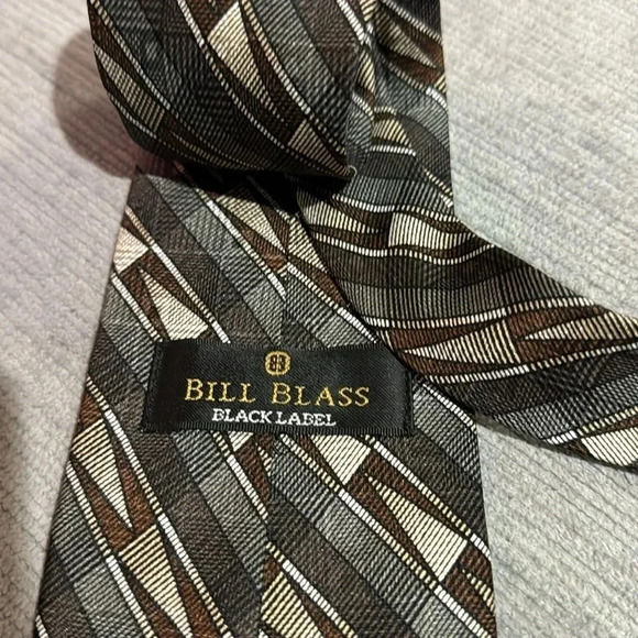 Vintage Bill Blass tie - Picture 3 of 4